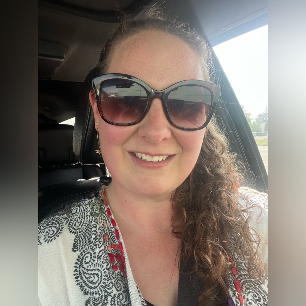 Meet your Posher, Kim